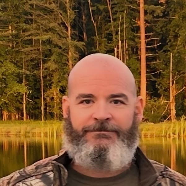Photo of Ryan T. Searles
